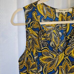ROSE & OLIVE Women's Gold & Blue Floral Short Sleeve V-neck Dressy Blouse Large